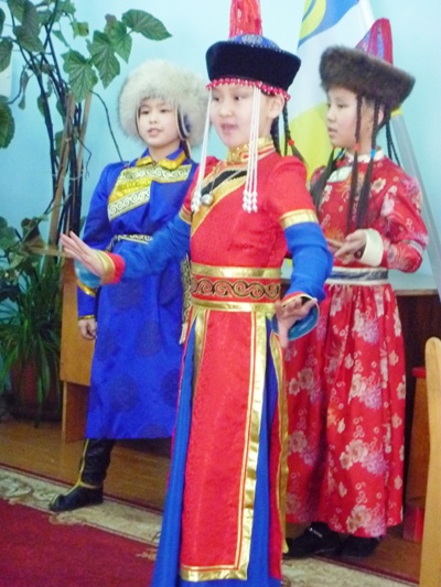 Участники конкурса Гэсэр и Дангина.JPG