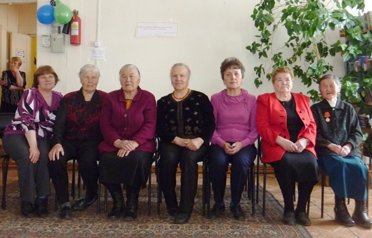 Ветераны библиотечного дела.JPG