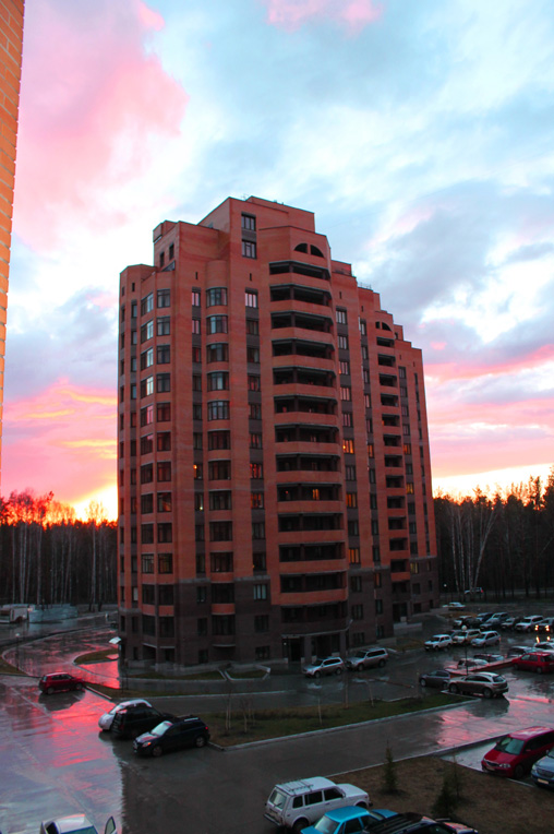 двор-после-майской-первой-грозы.jpg